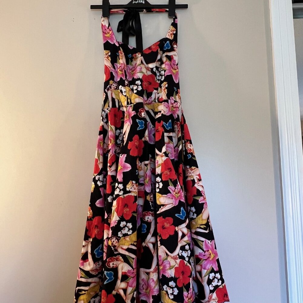 Vixen: Halter sundress with scooped neckline